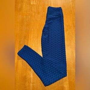 Stylish Blue Textured Leggings